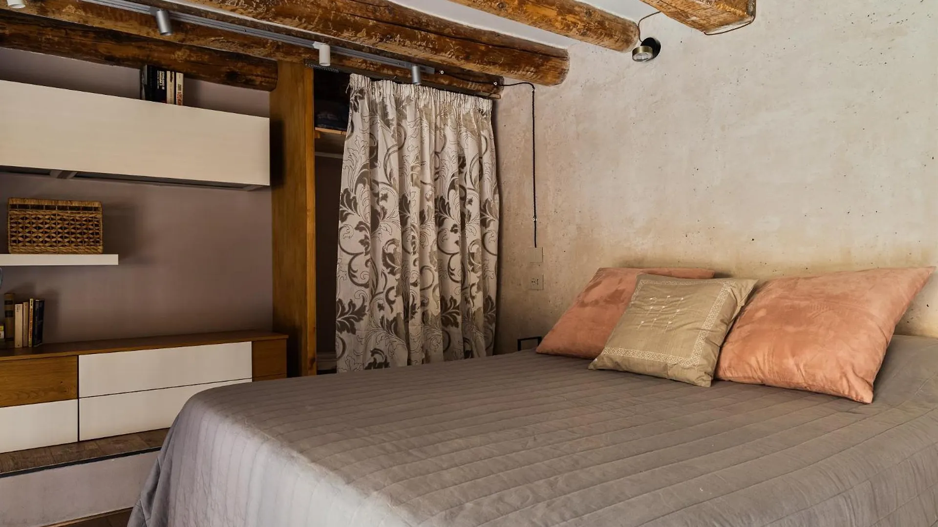 Bellevue Navigli Apartment Milan Italy